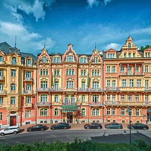 Carlsbad Plaza Medical & Wellness ***** Karlsbad